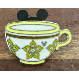 Disney Pin Mickey Trading Pin Mad Tea Party Teacup Yellow Alice in Wonderland